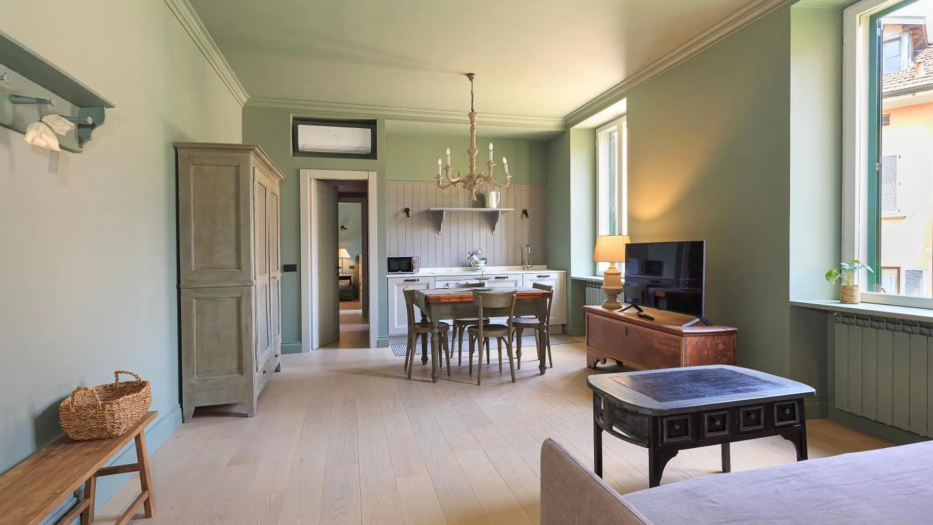 Apartment Ferienwohnung Peaceful, In The Center Of Milan Garibaldi Train Station Brera