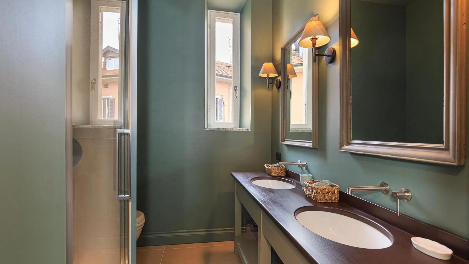 Apartment Ferienwohnung Peaceful, In The Center Of Milan Garibaldi Train Station Brera