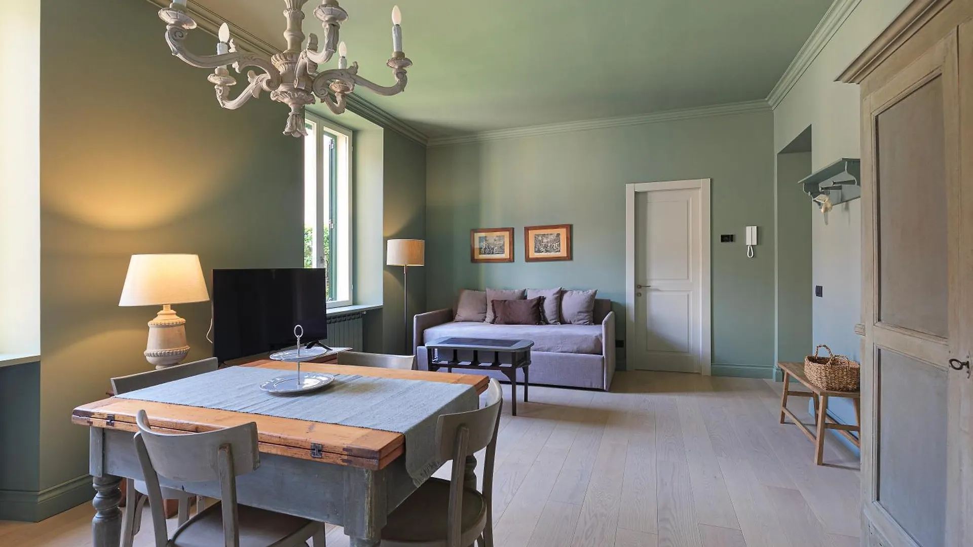 Apartment Ferienwohnung Peaceful, In The Center Of Milan Garibaldi Train Station Brera