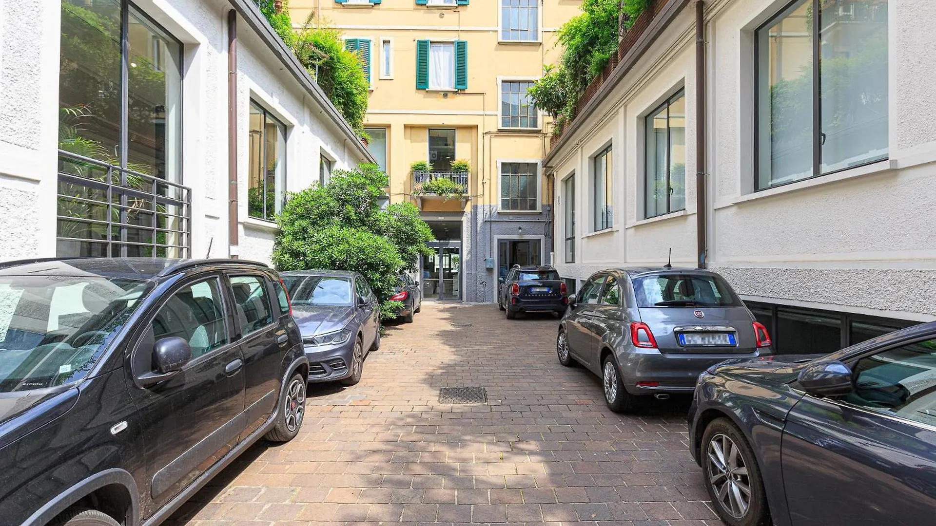 Ferienwohnung Peaceful, In The Center Of Milan Garibaldi Train Station Brera Italien